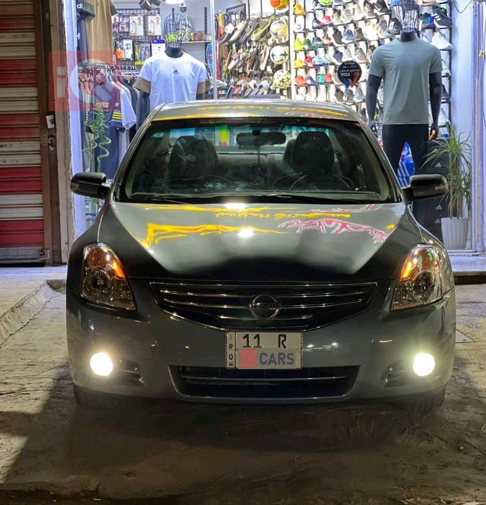 نيسان ألتيما